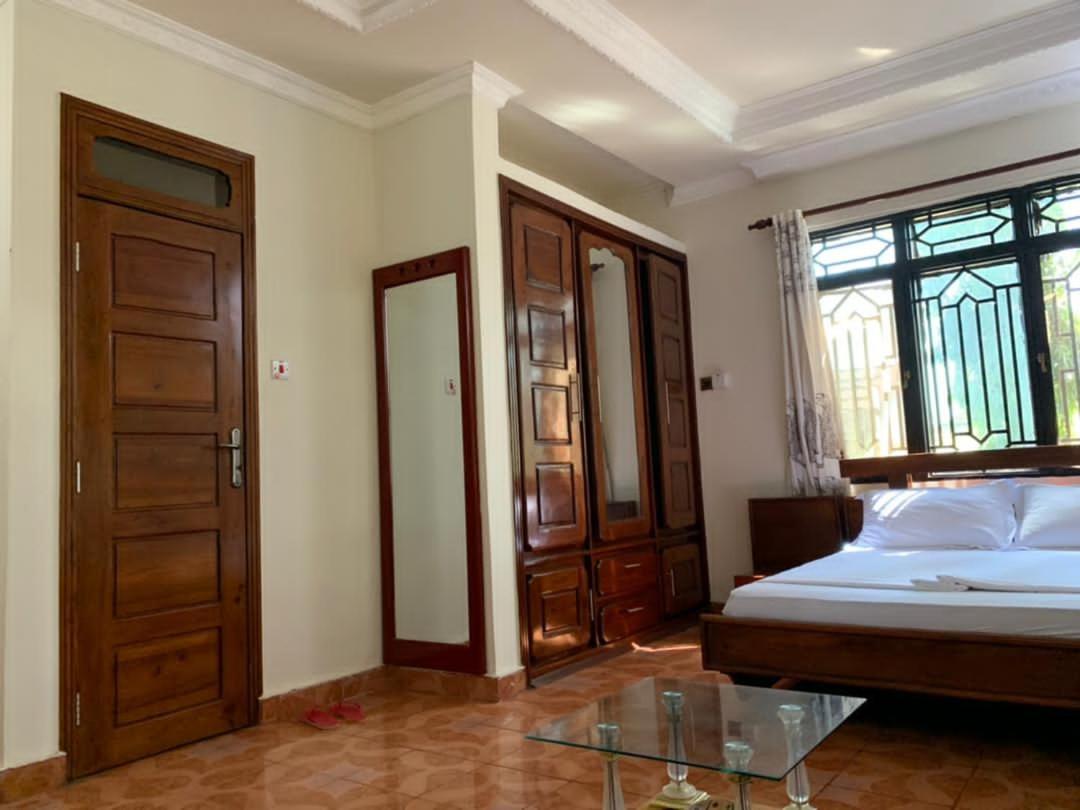 Coast View Resort Kigoma Kültér fotó