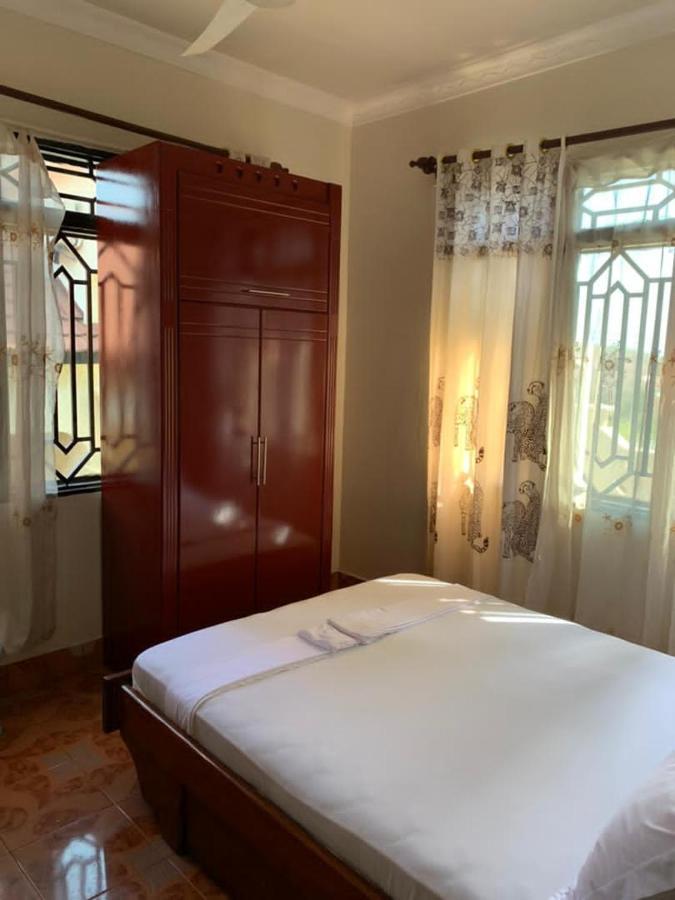 Coast View Resort Kigoma Kültér fotó
